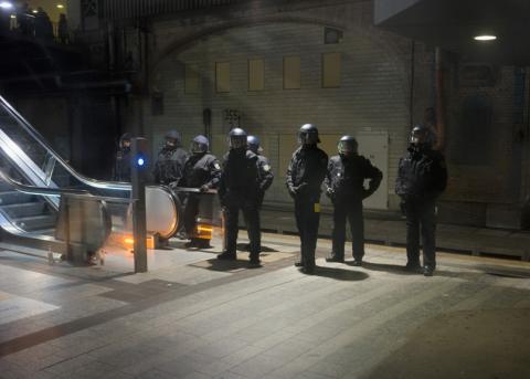 Polizei vor der Abfahrt des G20-Sonderzugs Richtung Schweiz, 8. Juli 2017